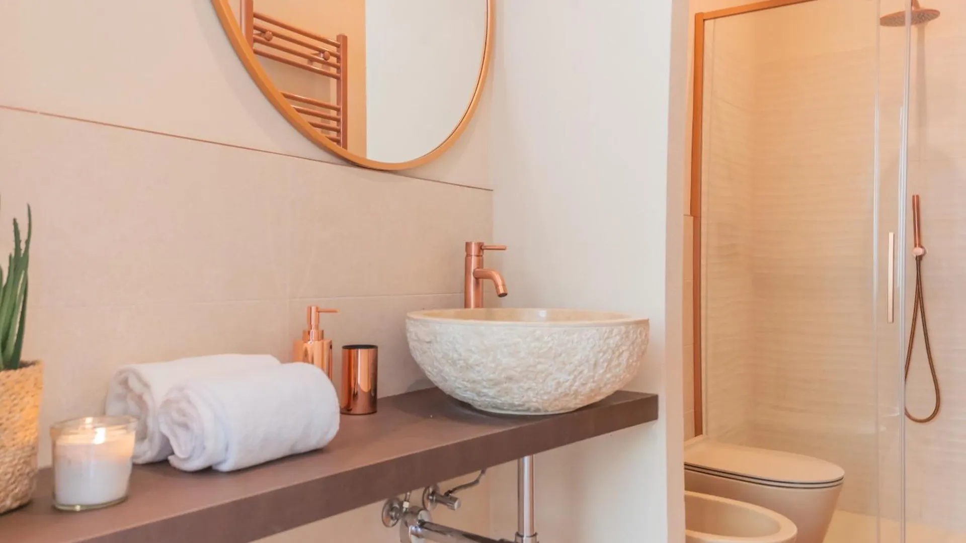 Como Dreams Apartments - Serendipity Suite By Rent All Комо