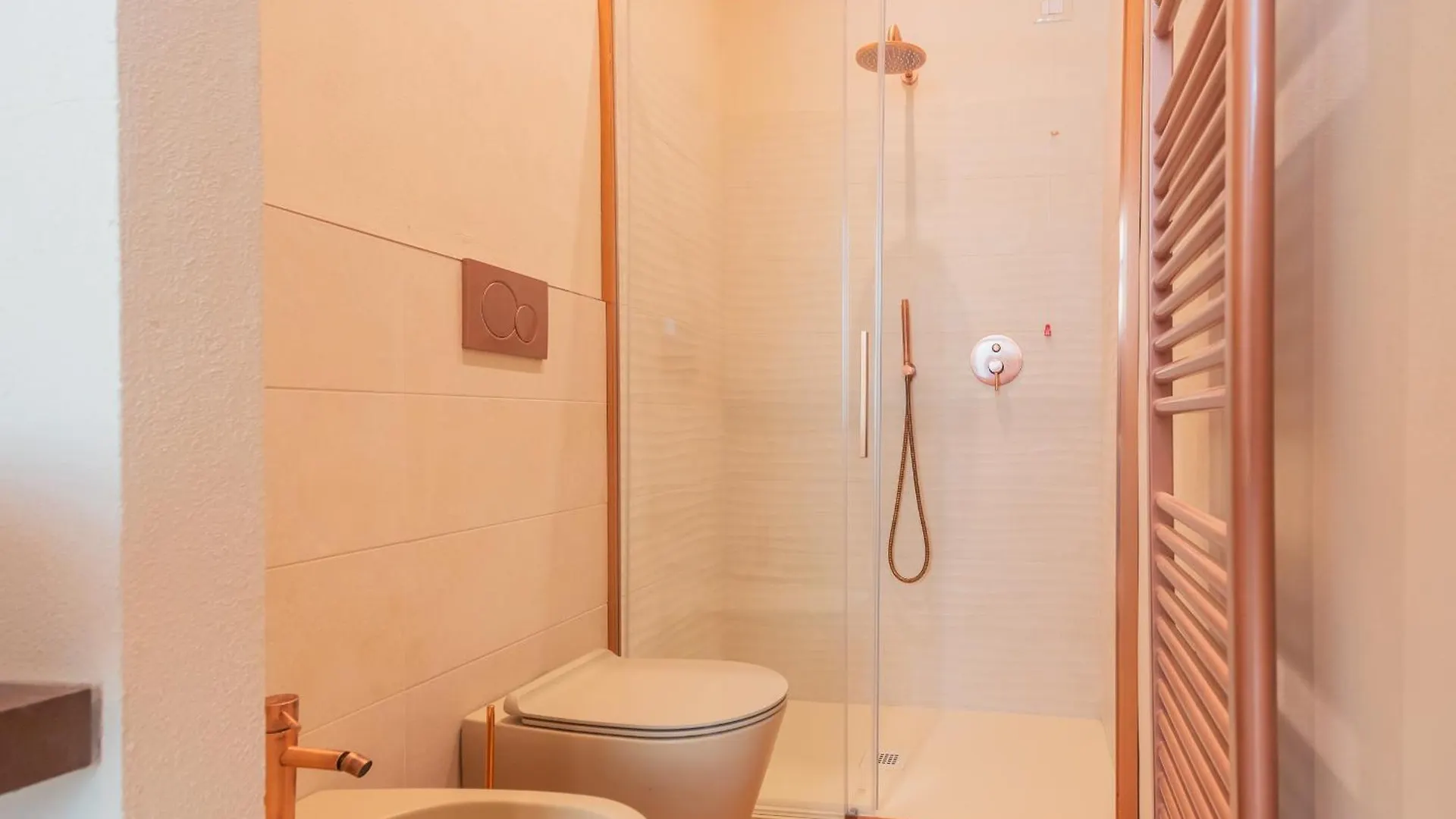 Como Dreams Apartments - Serendipity Suite By Rent All Комо